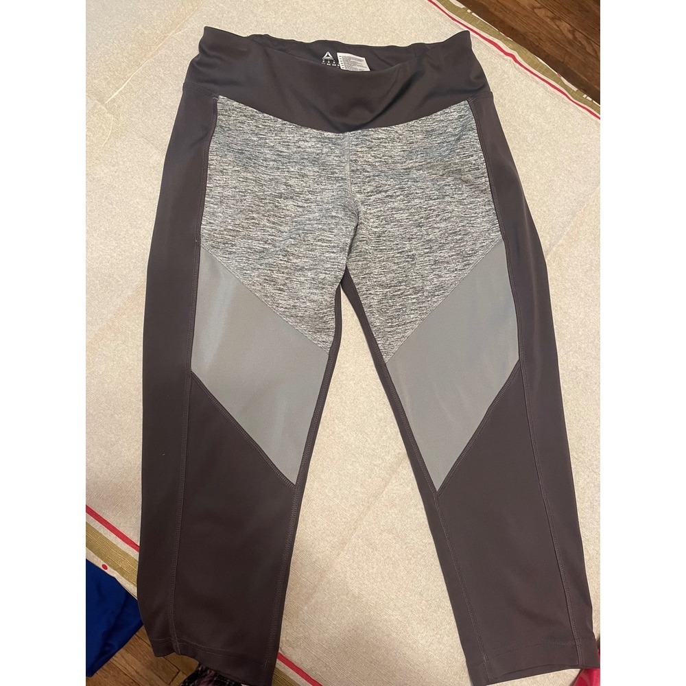 Reebok Speedwick Womens Capris Athletic Pants Black Gray Size M